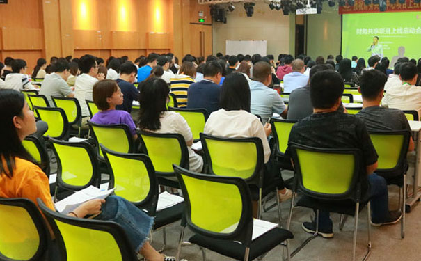 宜宾翠屏区学会计哪个学校好_学费多少钱